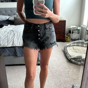Levi’s 501 cutoffs
